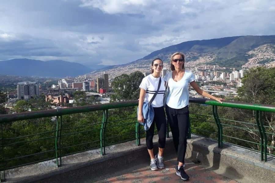 4-Hour Medellin, Envigado & Sabaneta Three County Tour - The 4-Hour Game Plan (And Why Timing Matters)