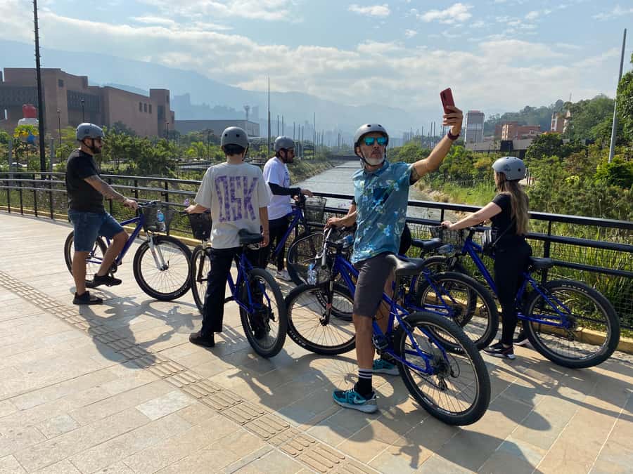 Bike Tour Medellin with Snacks and Local Beer - Where You Meet: San Joaquín Church and a Clean Start