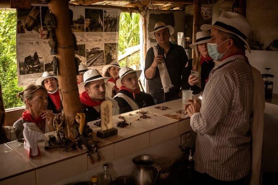 Coffee Tour from Medellin with Lunch and Coffee Tasting - FAQ