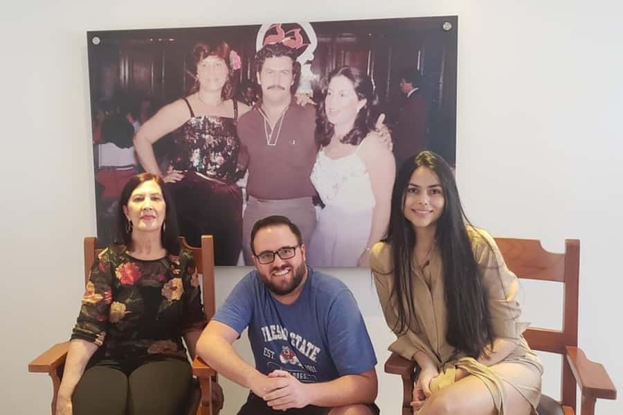 Colombia: Official Pablo Escobar Meet the Family Museum Tour - Photo with Pablo Escobar’s sister: how to think about it