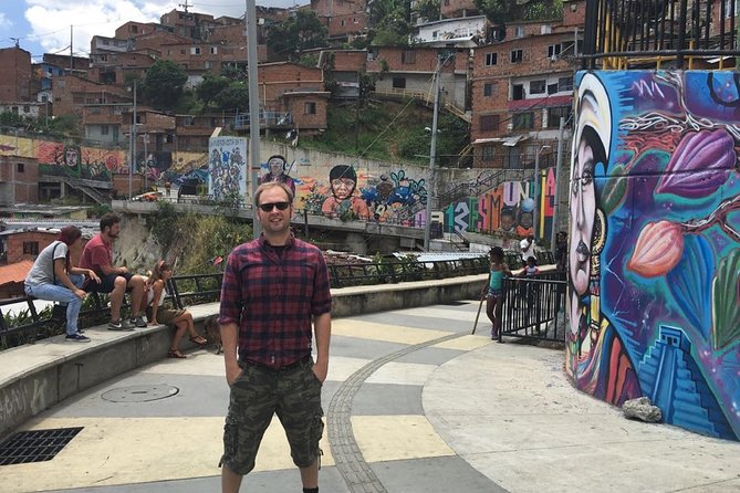 Complete Pack: Pablo Escobar Tour and Comuna 13 - The Big Idea: How This Tour Gets You Past Confusion