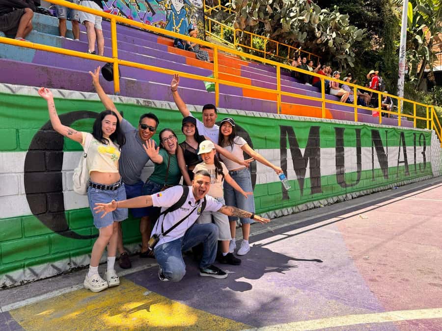Complete Tour in Comuna 13: Graffiti, History and Street Delights - Key things I think you’ll care about