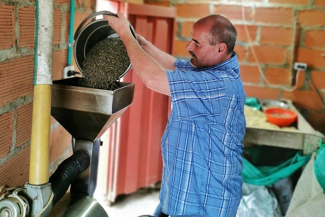 Comuna 13 & Coffee Farm Private Tour in Medellin | The Best Combo - FAQ