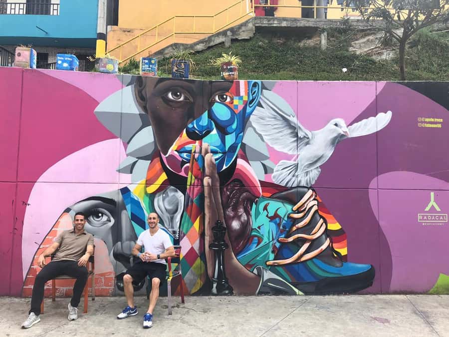 Comuna 13 Neighborhood & Street Art Private Tour - Street Art That Comes With Neighborhood Context