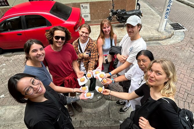 Comuna 4 Walking Tour Medellin - Centro de Salud Moravia El Bosque: welfare on paper vs access in real life
