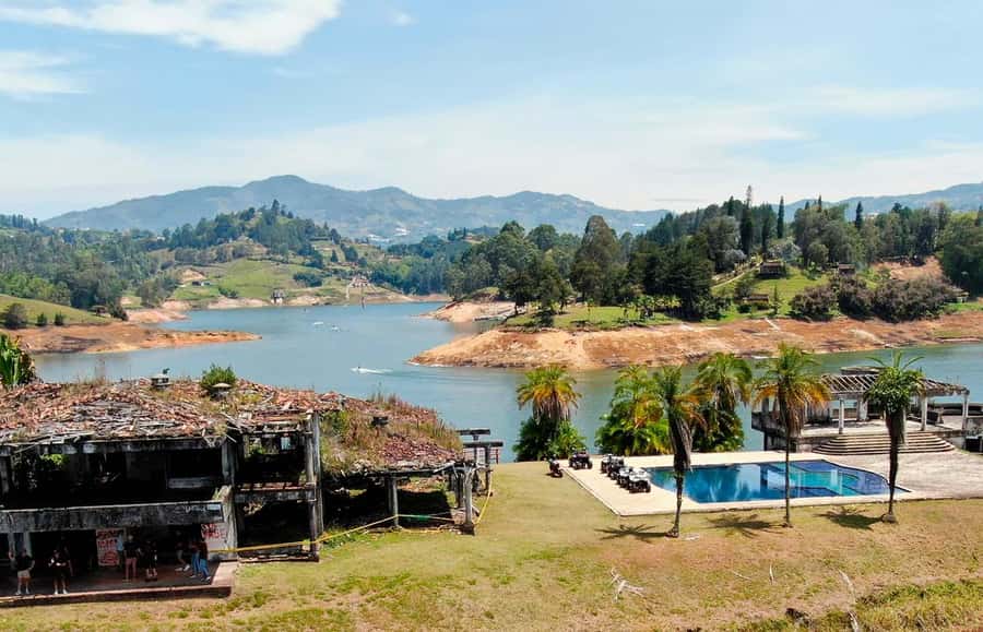 From Guatape: Pablo Escobar Mansion, Paintball & Boat Ride - Key highlights worth planning around