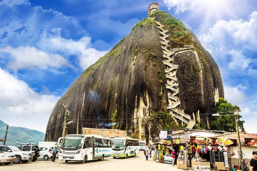From Medellin: Guatapé & Peñol Rock with Boat & farm animals - Price and logistics: is $301 per group good value?