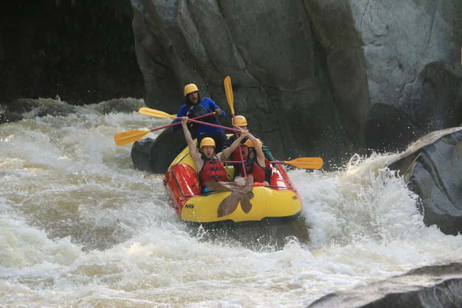 From Medellín: Paragliding and Rafting Combo Tour - Price and Value: Is $337 a Good Deal?