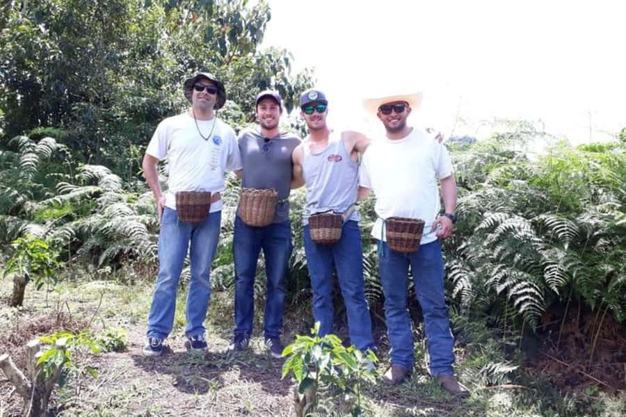 From Medellin: Private Envigado Coffee Tour with Tastings - From Medellín to Envigado: the ride and what you’ll notice