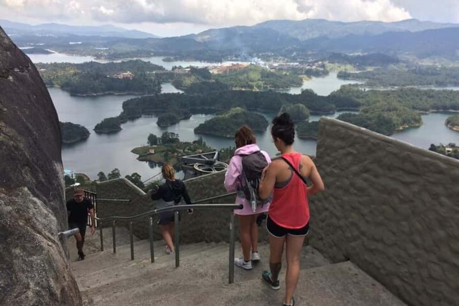 From Medellin: Private Guatape Car Tour with Coffee Tour - The Ride Out From Medellín: Comfort, Timing, and a Useful Tip