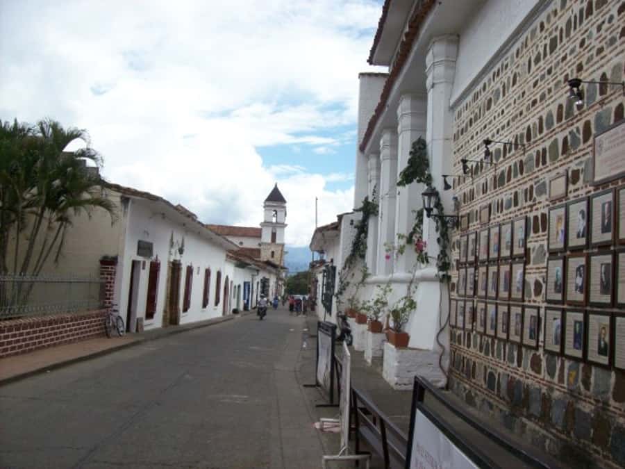 From Medellín: Private Santa Fe de Antioquia Tour - Juan del Corral Museum and the colonial street walk