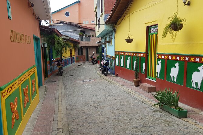 Full Day Private Tour to Guatapé and El Peñol - Who this tour fits best (and who should think twice)