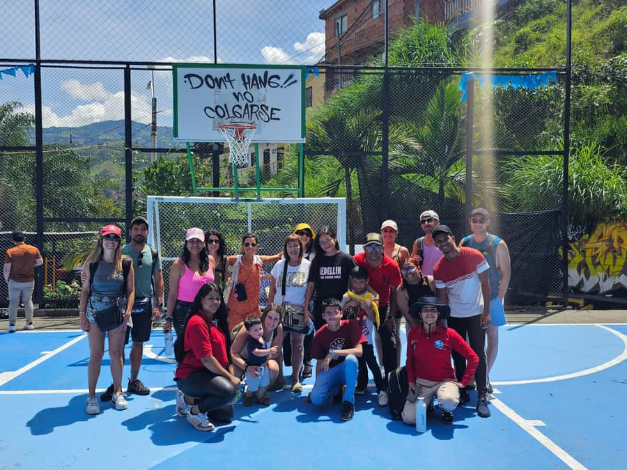 Graffiti Tour comuna 13 and cable car (made by local guides) - Soccer pitch, Casa Neon, and the 3D House: where pop culture meets place-making