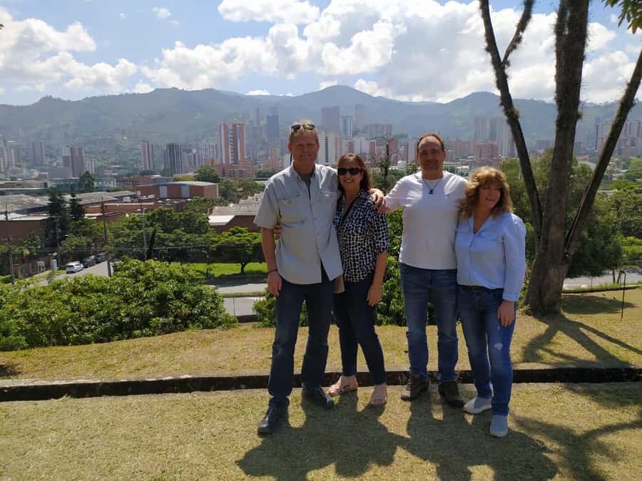 Medellín: 5.5-Hour Guided Private City Tour - Price and value: what $139 buys in a private format