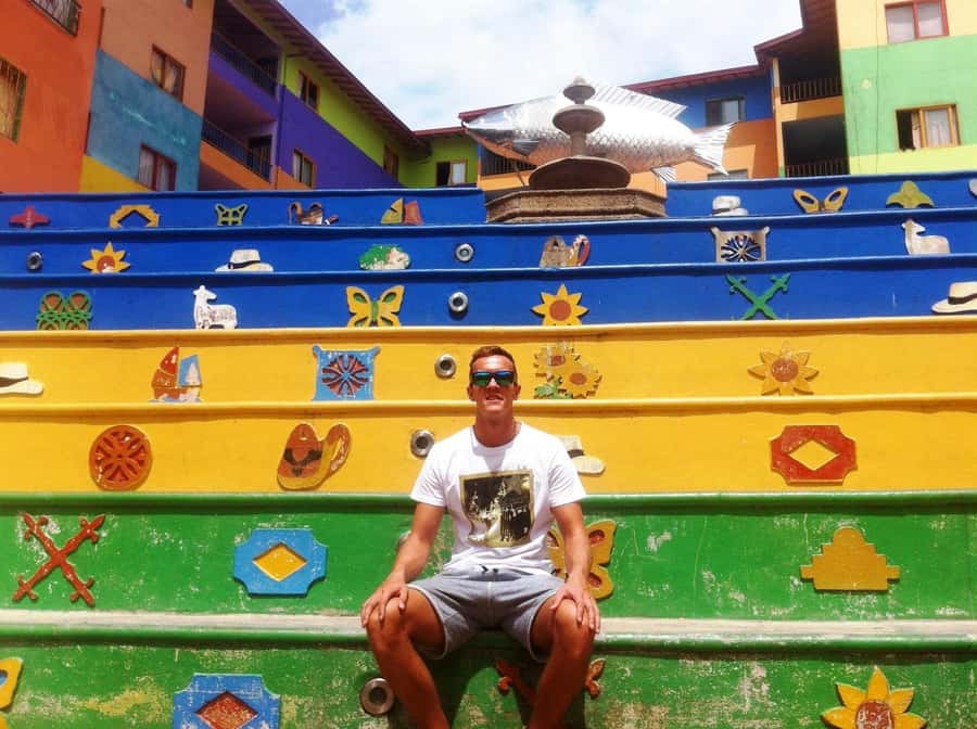 Medellin and Guatape Full Day Pablo Escobar Tour - Guatapé time: pastel facades, good breaks, and real atmosphere