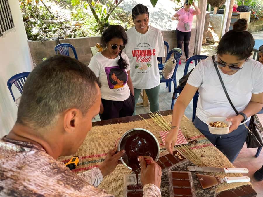 Medellín: Chocolate Tour & Exfoliation in beautiful river - What to bring (so the day stays easy)