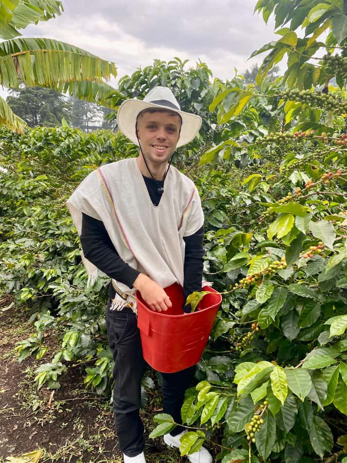 Medellín Coffee Farm Tour with Trolley and Cable Car Ride - Casa Finca de La Sierra and the museum stop you can’t rush
