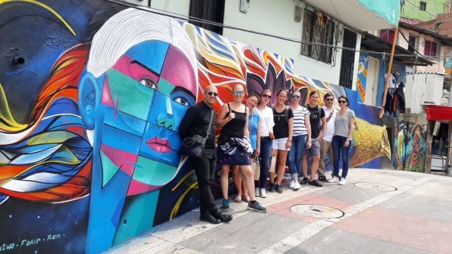 Medellín: Comuna 13 District Tour with Cable Car Ride - Who should book this Comuna 13 tour (and who shouldn’t)
