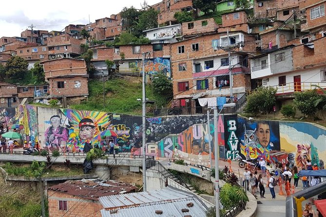 Medellín & Comuna 13 Private Tour - Timing and pacing: 3 to 4 hours that don’t feel rushed