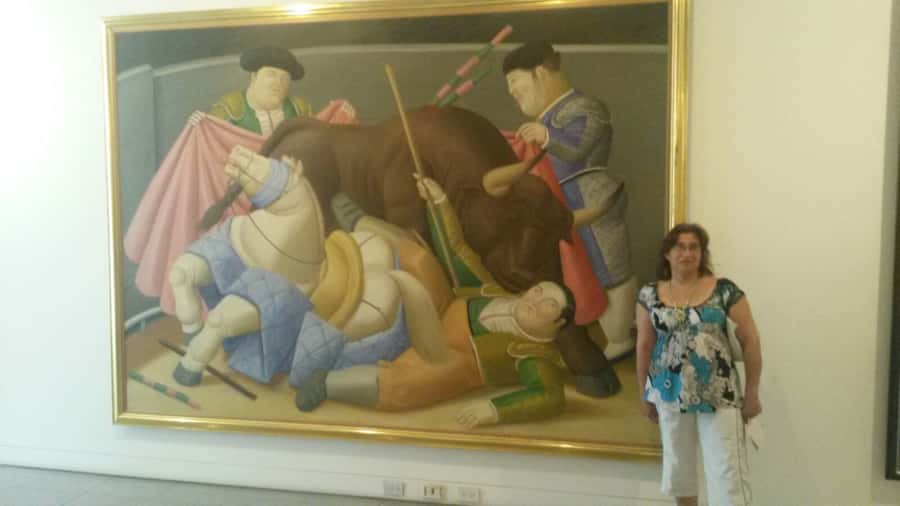 Medellín: Cultural City & Museum Tour - Botero Plaza: the easiest way to get your bearings in Medellín