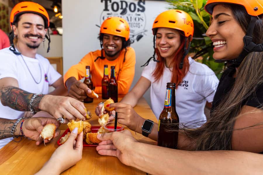 Medellín: E-bike and Foodie Tour - Laureles on two wheels: regional food and a calmer vibe