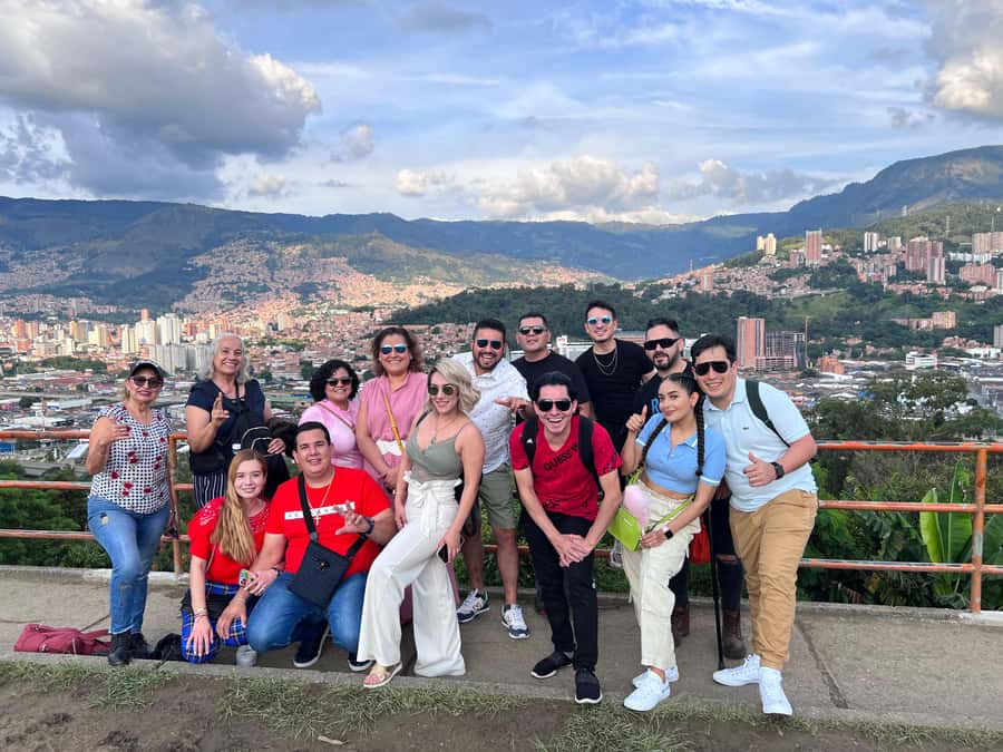 Medellin: Full Day Guided City Highlights Tour - Price and value: what $57 buys you in real time
