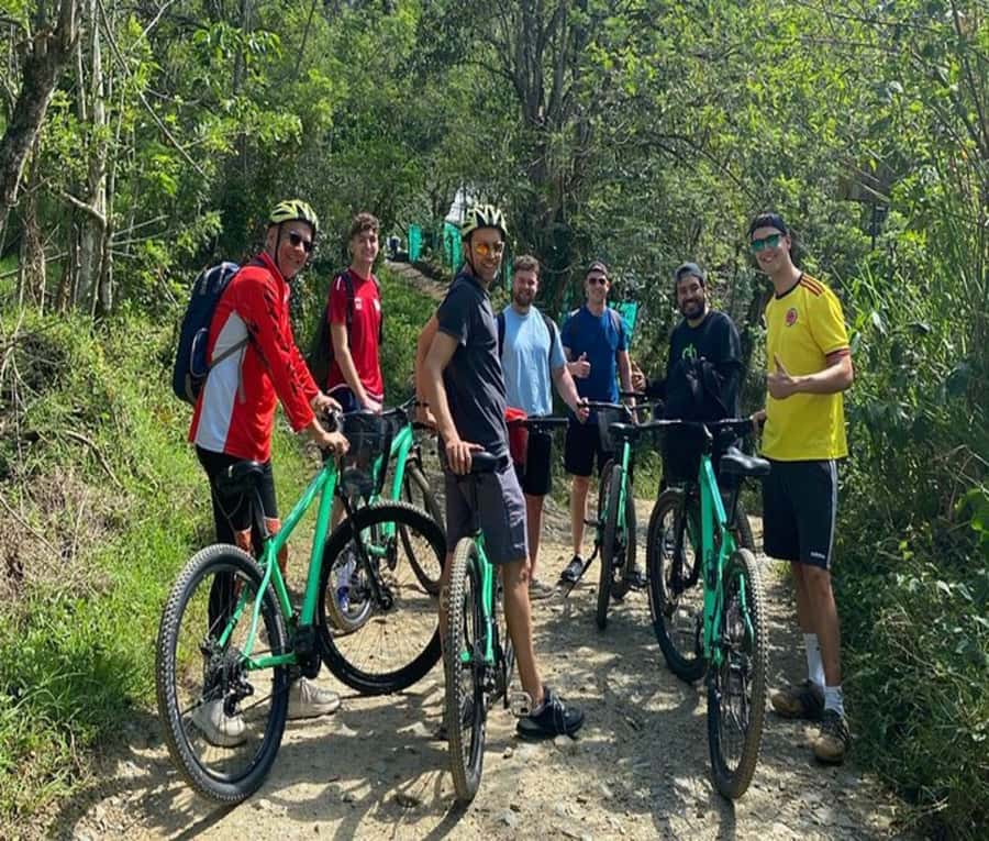 Medellín: Full-Day Mountain Bike Tour with Lunch - Key things to know before you go