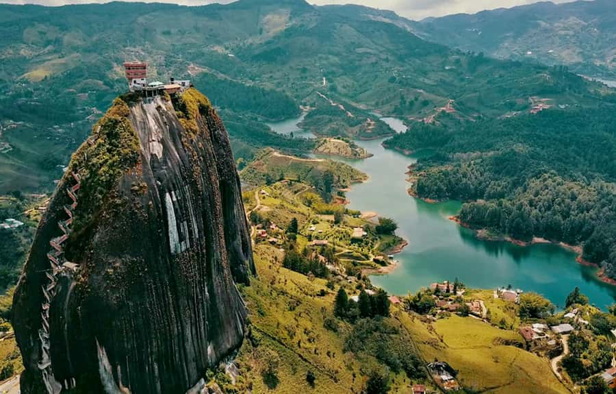 Medellin: Guatapé Day Trip & Boat to Pablo Escobar's Estate - Hacienda La Manuela: Escobar’s story, seen rather than just heard