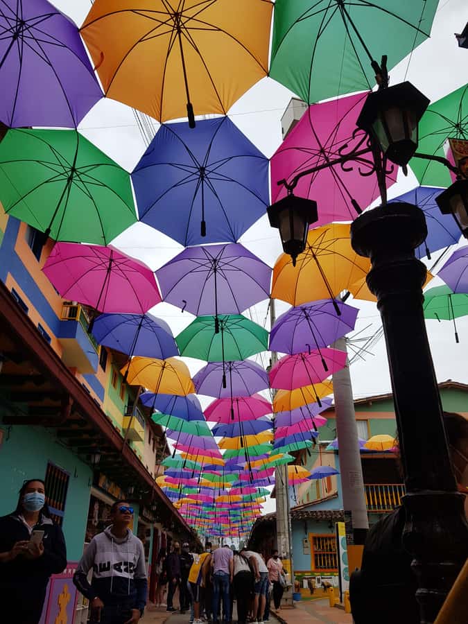 Medellin: Guatape, El Peñol Coffee Farm Private Tour & Fruit - Marinilla Fruit Tasting: A Fast Start to Antioquia Flavor