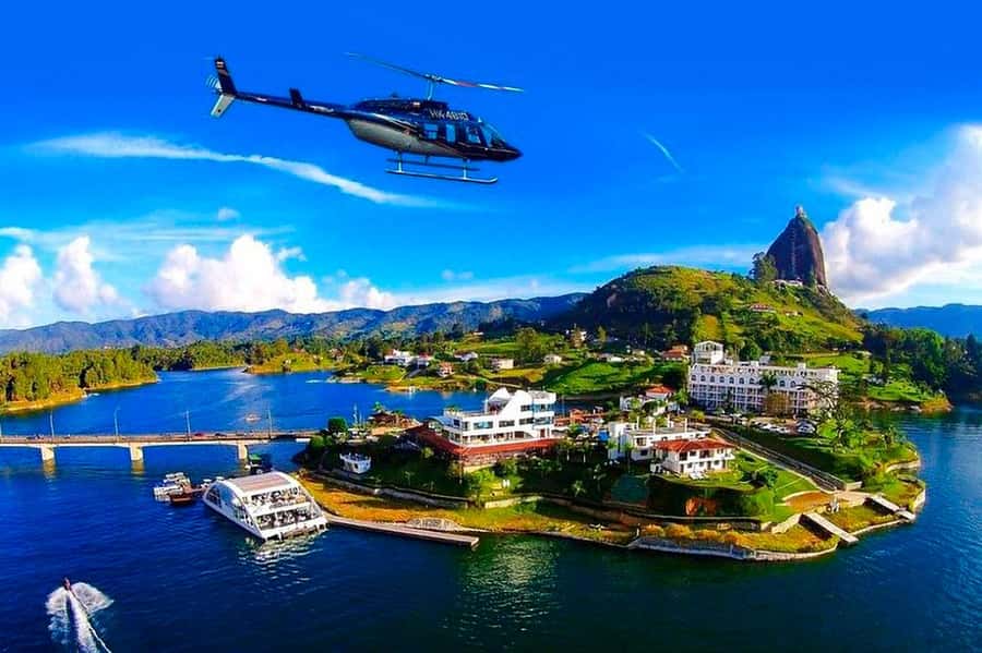 Medellín: Guatapé Private Tour with Helicopter & Boat Ride - Key highlights worth planning around