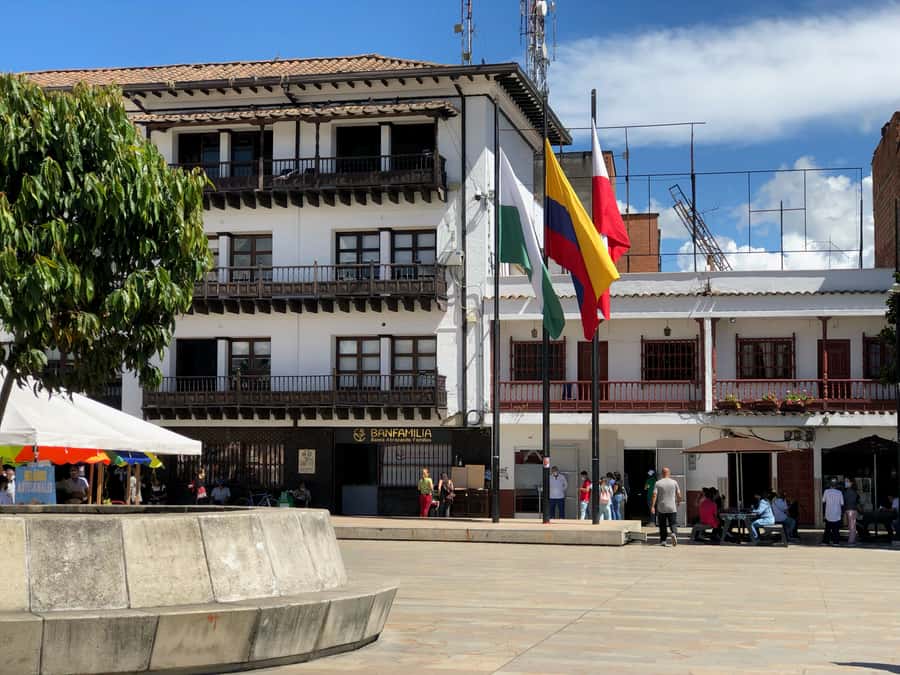 Medellín: Half-Day Private Colonial Towns Tour - The value equation: what $84 buys you in real time