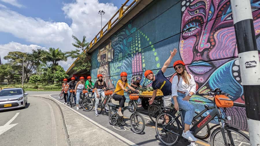 Medellín: History & Local Life Essentials Tour on an E-Bike - Key highlights you’ll feel fast