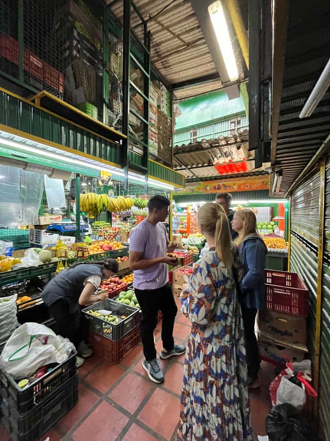 Medellín Multi-sensory Tour in the market, +15 Exotic Fruits - Key points worth knowing