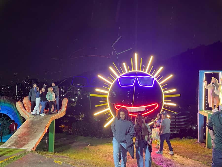 Medellín: One Night in El Cielo Viewpoint with activities - How the activity time works in real life