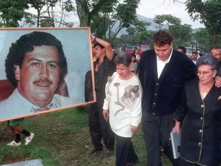 Medellín: Pablo Escobar Tour with beer included - Beer Included and Transportation Covered: Is $31 Actually Good Value?