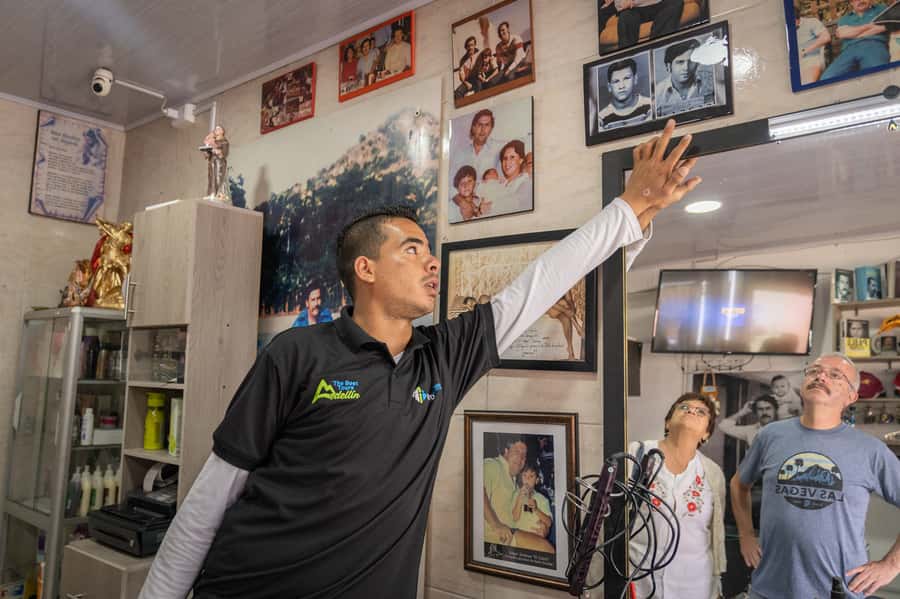 Medellín: Pablo Escobar Tour with Guide and Transportation - Why this Escobar tour feels different from the Netflix version