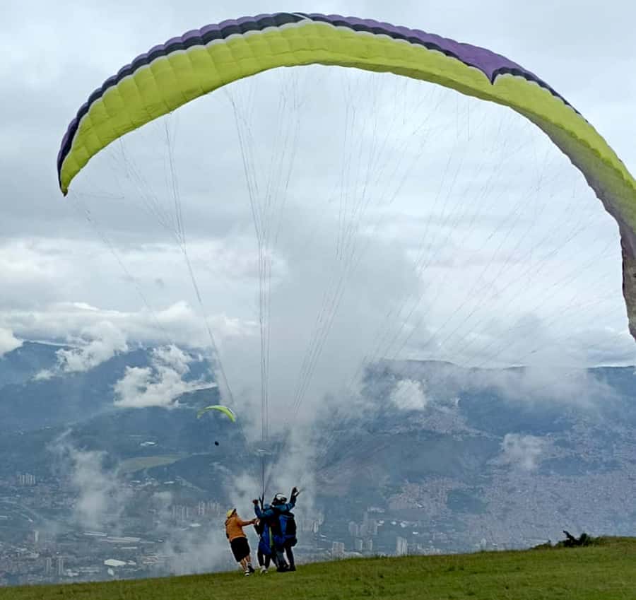 Medellín: Paragliding in the Colombian Andes - Getting started: Parque Lleras, Juan Valdez Cafe, and the ride to the hills