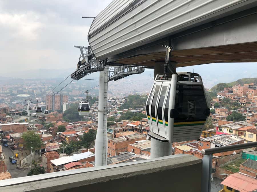 Medellín: Private Comuna 13 Street Art Tour - Walking, photos, and pacing: what 5 hours really means