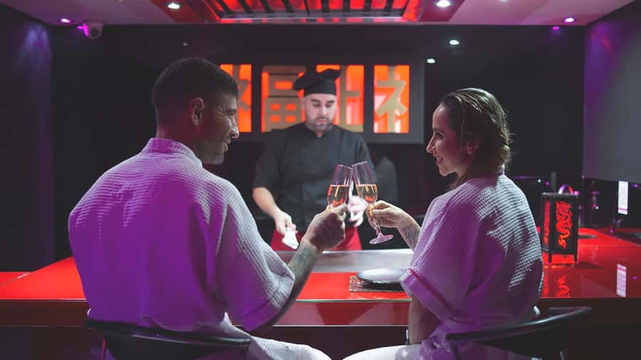 Medellín: Spa Experience with Dinner, Massage and Sauna - Dinner With Live Fire Show: Food That Feels Like Part of the Therapy