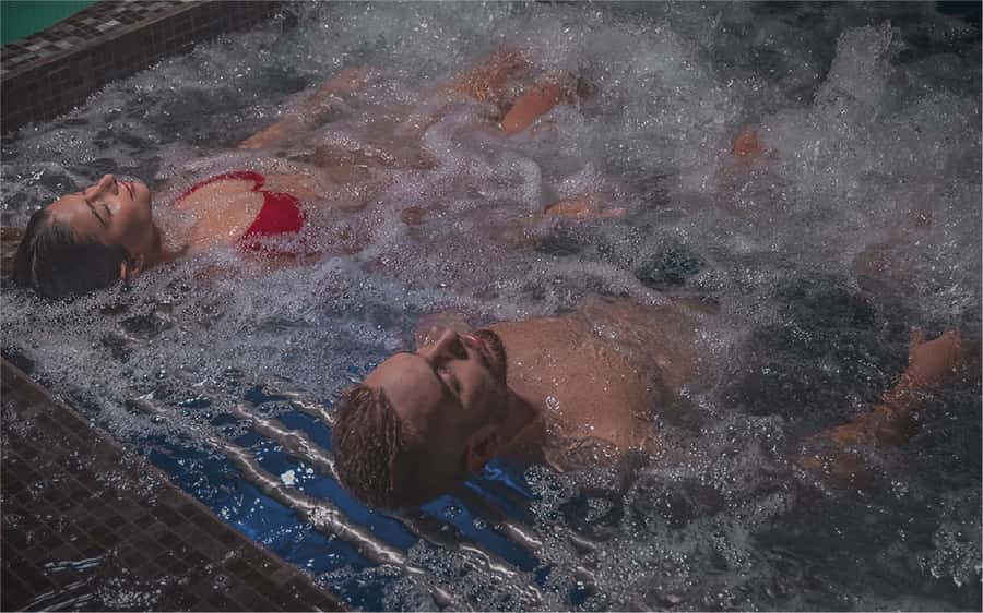 Medellín: Spa Experience with Dinner, Massage and Sauna - Small Group Size and English/Spanish Hosting That Keeps It Relaxed