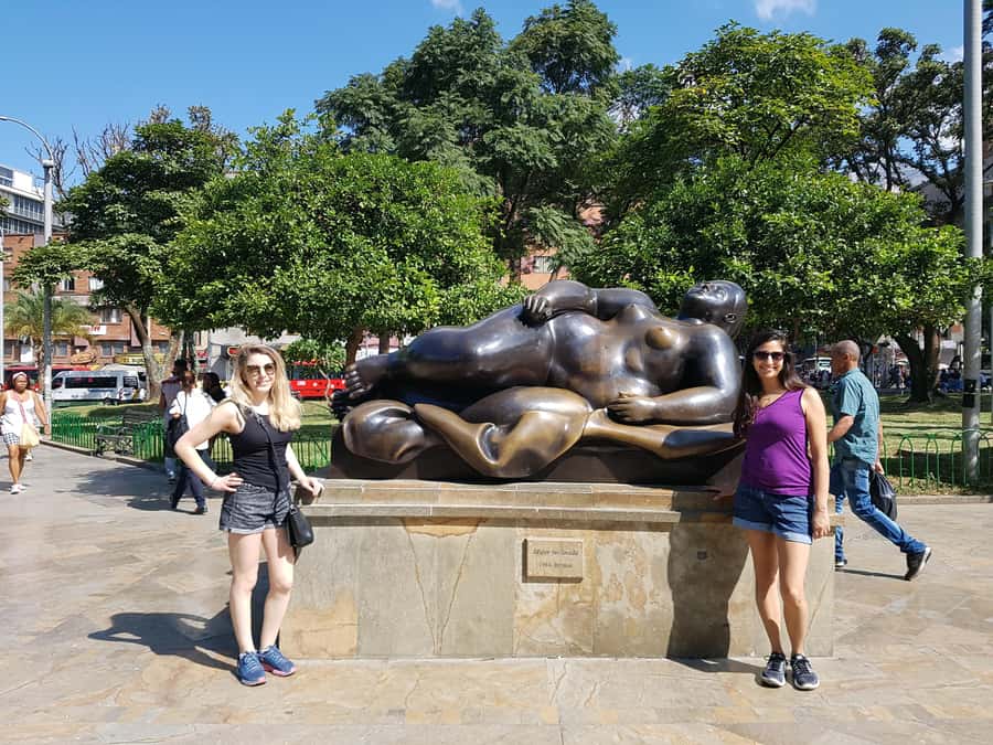 Medellín: Walking Tour with Cable Car and Botero Plaza - Getting From El Poblado to the Action: Private Ride, Smooth Metro Time