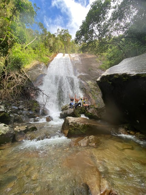 Medellin: waterfalls and naturals poolls tour - What the guide experience feels like in practice
