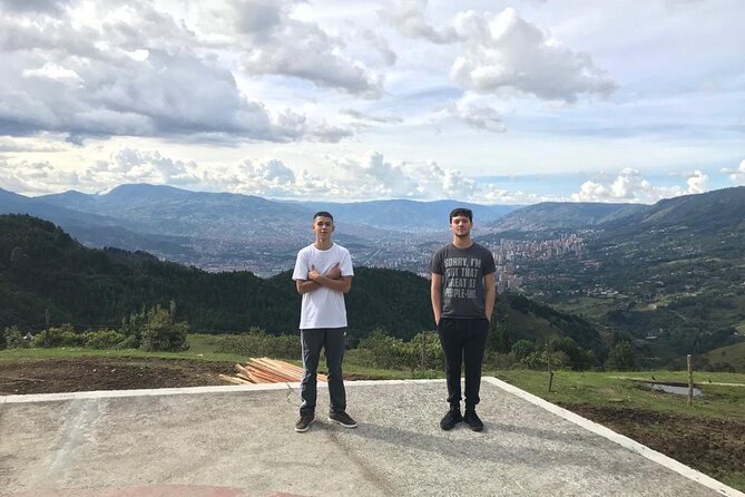 Pablo Escobar Historic Tour and Cable car - Why Medellín makes this story personal