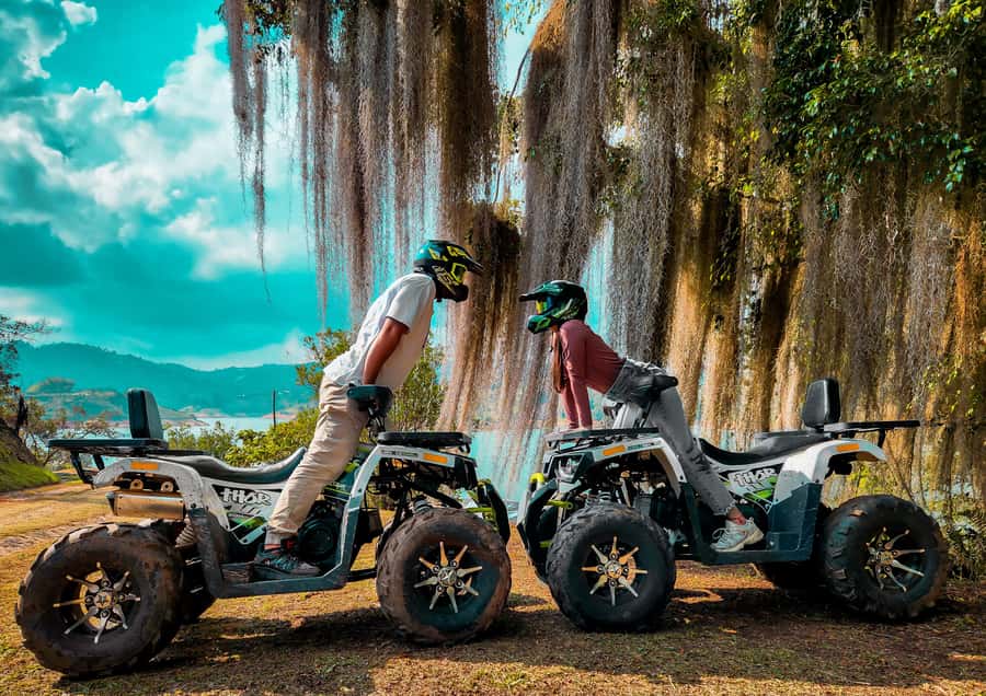 Pablo Escobar Mansion+Paintball+Boat+ATV (Private Guatape) - Medellín pickup and the short safety briefing