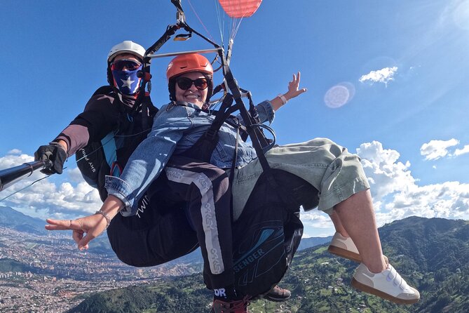 Paragliding in Medellin. - What You Actually See From Above Medellín