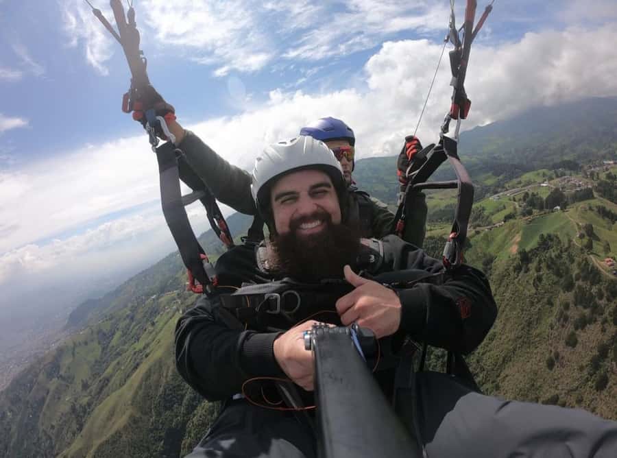 Paragliding Medellin with Transportation and free Videos - Should You Book Paragliding Medellín with Transportation and Free Videos?