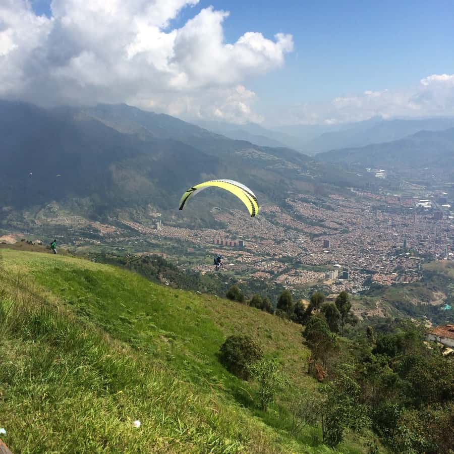 Paragliding the Andes from Medellín - Who This Paragliding Trip Suits Best