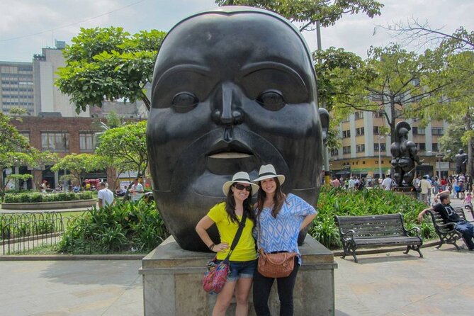 Private City Tour Medellin with Comuna 13 Tour - Quick hits before you go