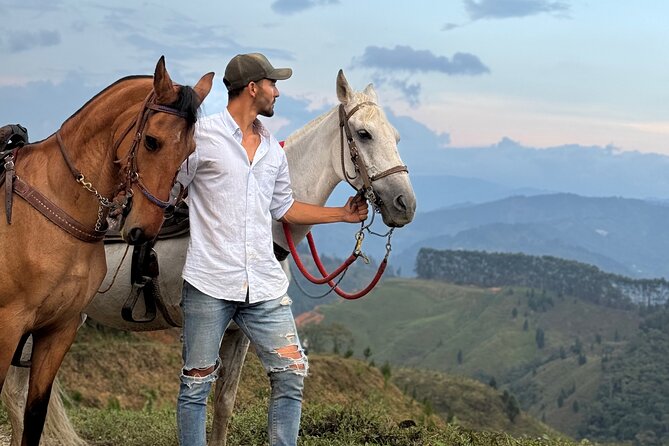 Scenic Horseback Riding in the Medellín Mountains - Meeting Your Horse: How the Guides Set You Up