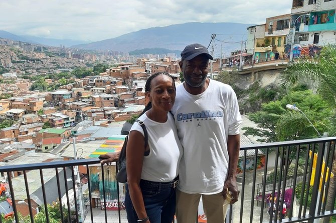 The best private guided tour in Medellin Colombia - Stop 1: El Pueblito Paisa and Antioqueño town vibes